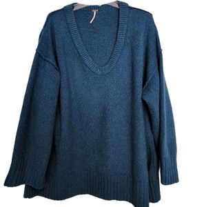 ❄️Free People blue V-Neck Long Sleeve Slouchy Sweater XL